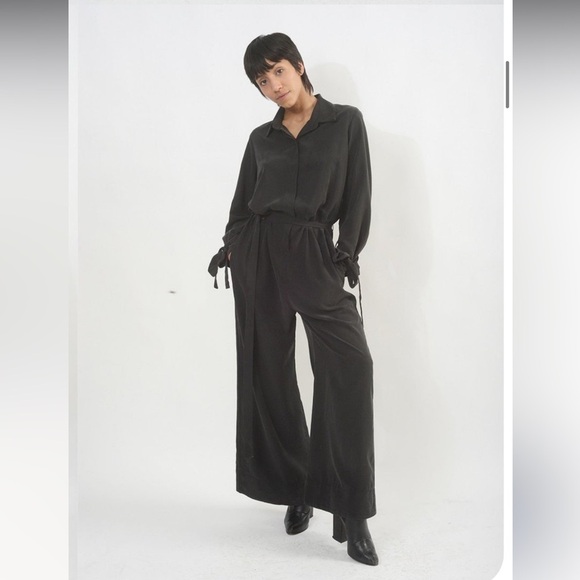 The Meg Black Bloaker Silky Belted Long Sleeve Jumpsuit - NWT - Picture 2 of 15